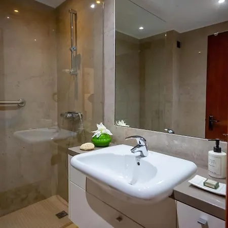 Laurus * Албуфейра