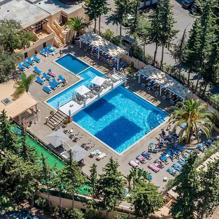 Laurus Апартаменты