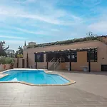 Apartament Laurus *